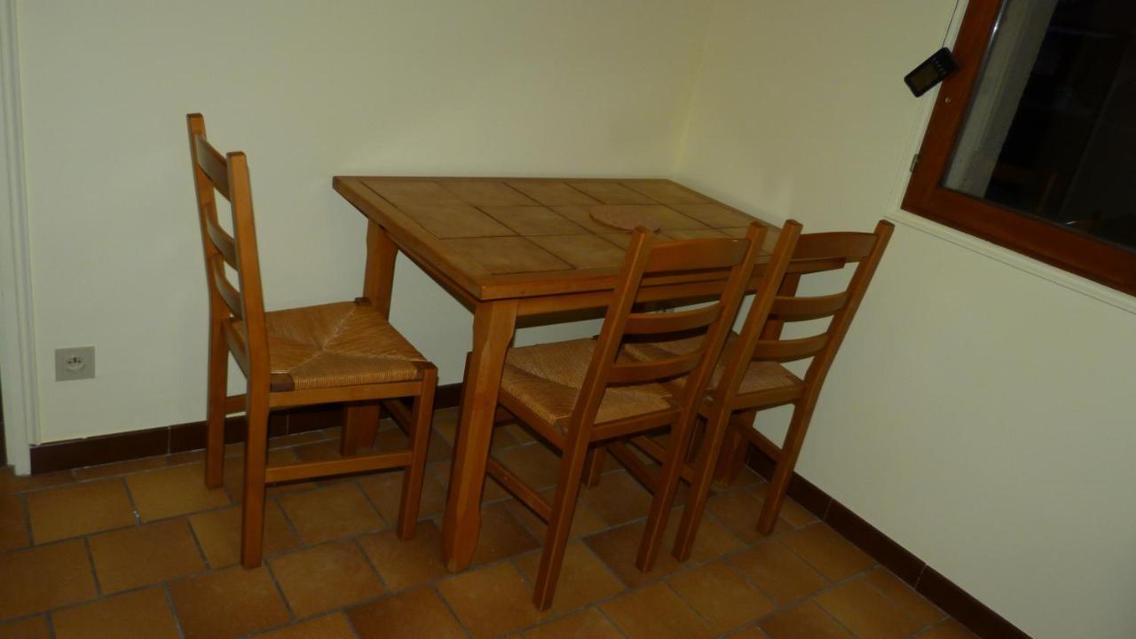 Maison De Vacances Pour 6 Personnes Avec Piscine Lainsecq Экстерьер фото