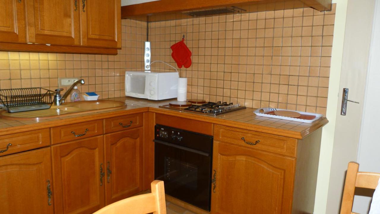 Maison De Vacances Pour 6 Personnes Avec Piscine Lainsecq Экстерьер фото
