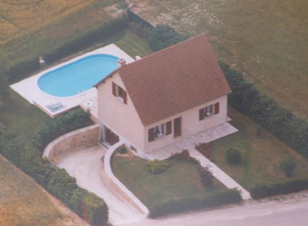Maison De Vacances Pour 6 Personnes Avec Piscine Lainsecq Экстерьер фото